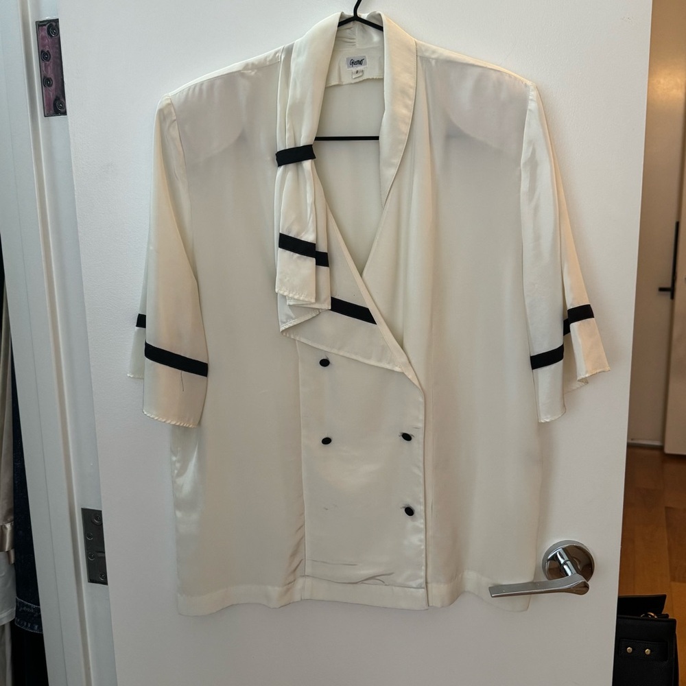 VINTAGE 80’s Cream Blouse with Black Accents Shoulder Pads